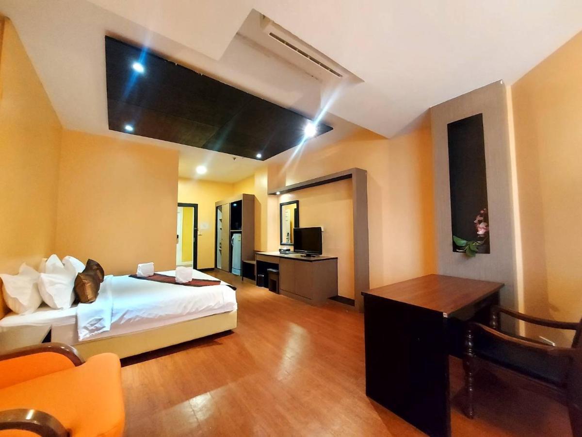 เอ็ม โฮเต็ล ด่านนอก Hotel Sadao ภายนอก รูปภาพ