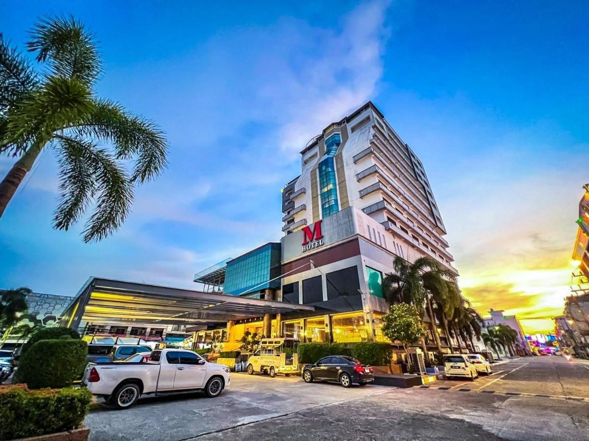 เอ็ม โฮเต็ล ด่านนอก Hotel Sadao ภายนอก รูปภาพ